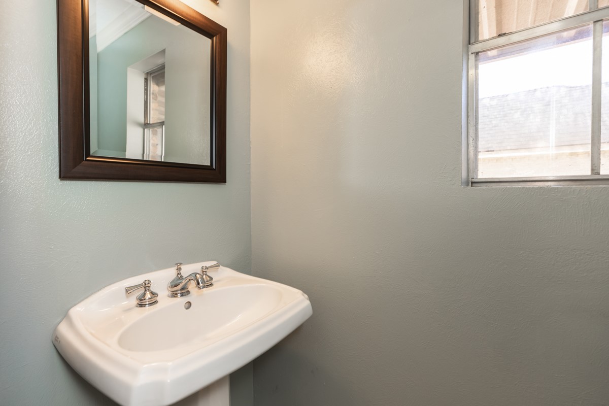 6030 Zenith Street Beaumont, TX 77706 - Photo 18 of 31