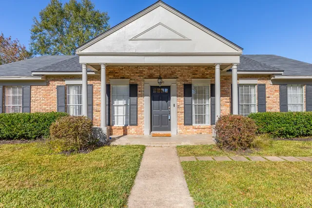 $300,000 | 6030 Zenith Street, Beaumont, TX 77706