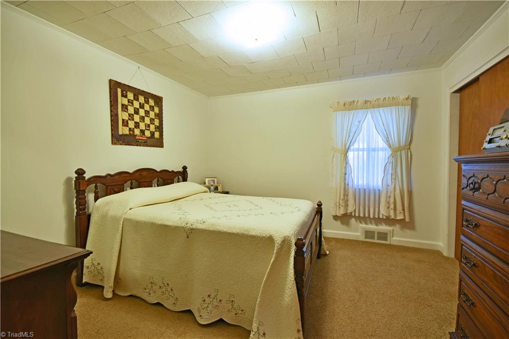 6625 Baker Street Rural Hall, NC 27045 - Photo 12 of 19