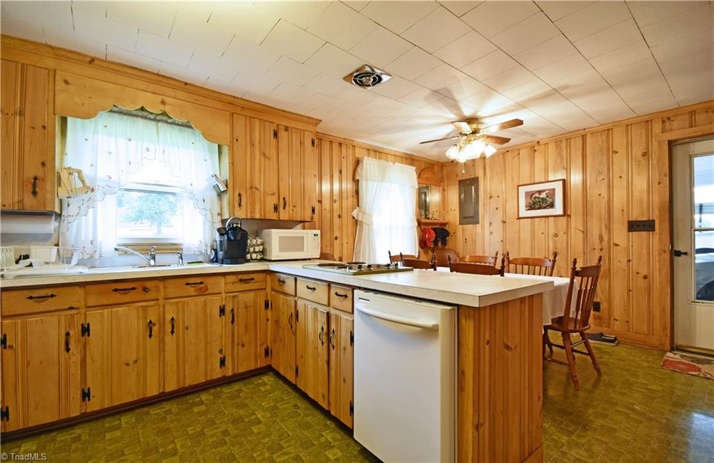 6625 Baker Street Rural Hall, NC 27045 - Photo 5 of 19