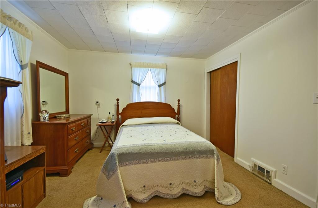 6625 Baker Street Rural Hall, NC 27045 - Photo 9 of 19