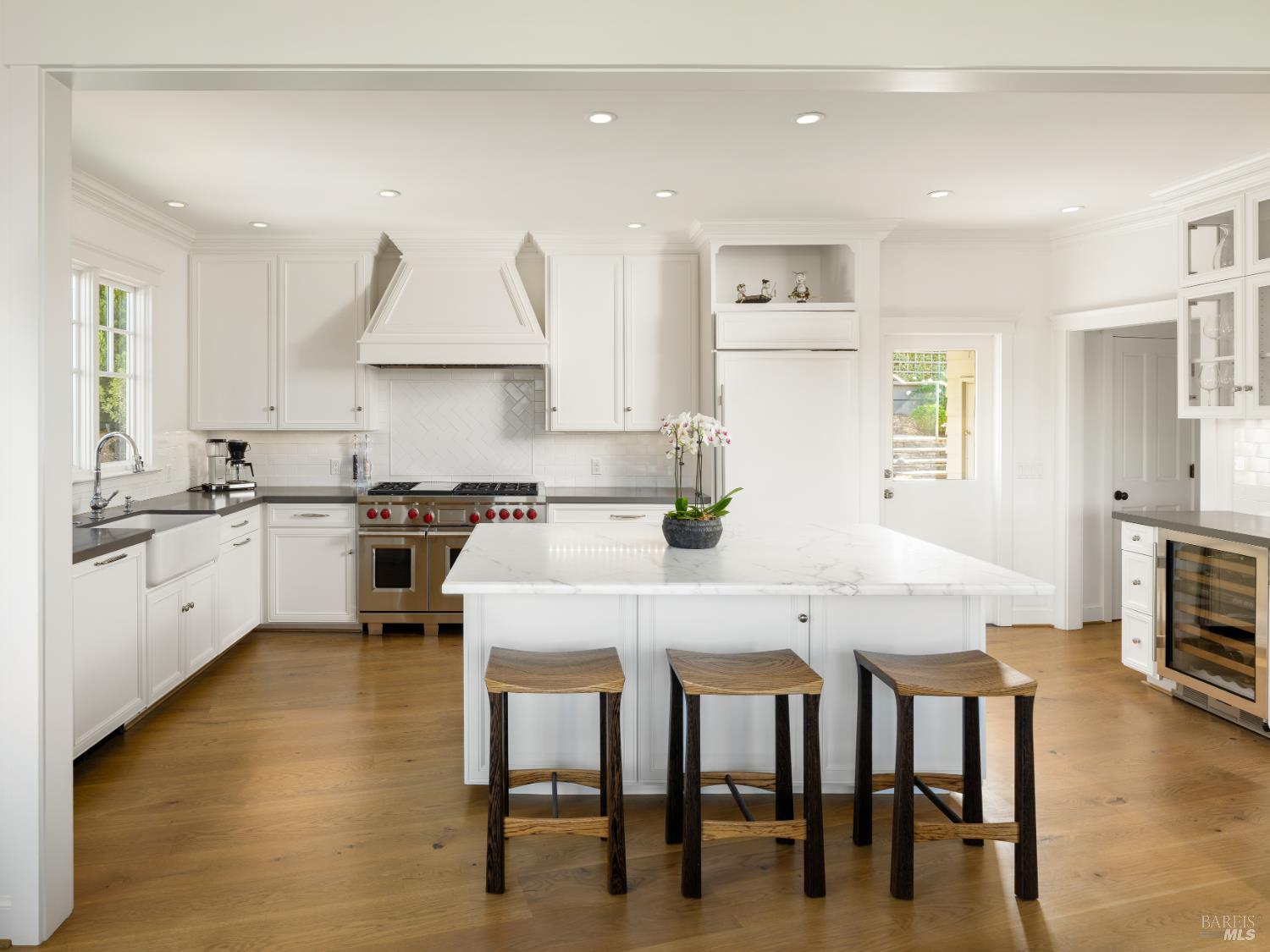 75 Rolling Hills Road Tiburon, CA 94920 - Photo 9 of 57