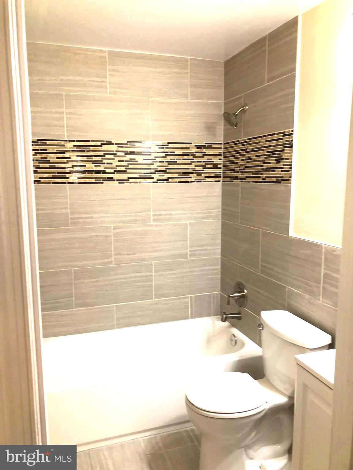 1718 Glen Curtis Road Baltimore, MD 21221 - Photo 24 of 72 Bath