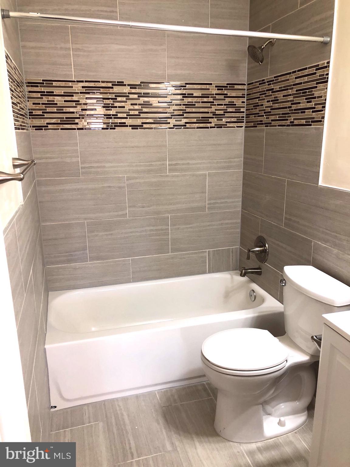 1718 Glen Curtis Road Baltimore, MD 21221 - Photo 36 of 72 Bath