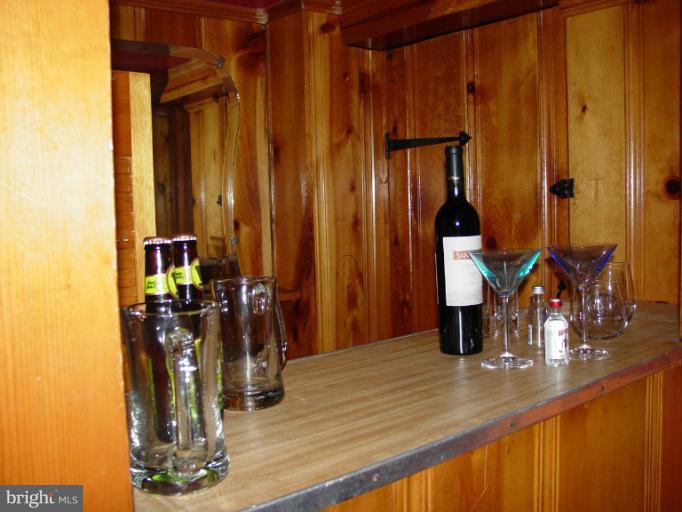 112 Murdock Road Baltimore, MD 21212 - Photo 5 of 22 Original bar area