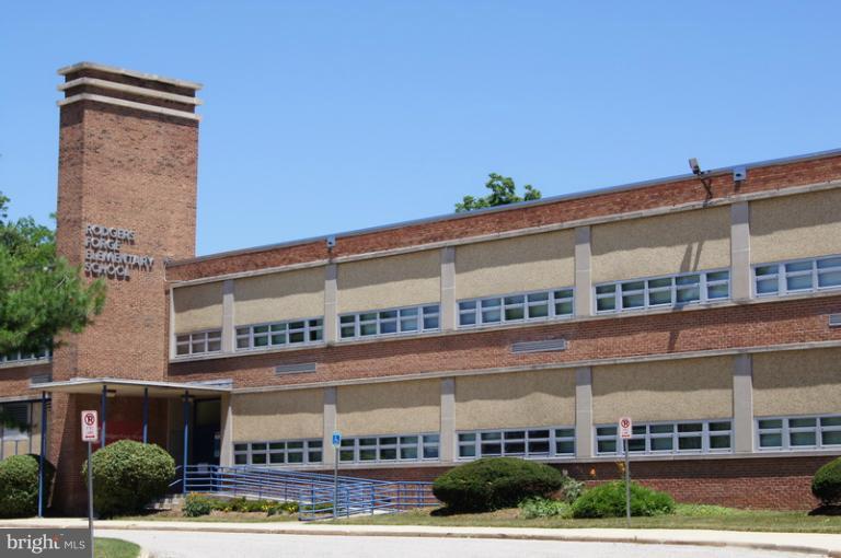 112 Murdock Road Baltimore, MD 21212 - Photo 7 of 22 Rodgers Forge Elementary School