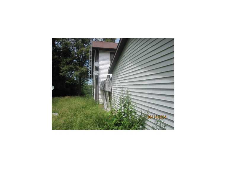 3820 West Ohio Riverview Road Hanover, IN 47243 - Photo 2 of 11