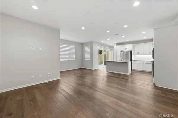 $4,650 | 210 Terrapin, Irvine, CA 92618