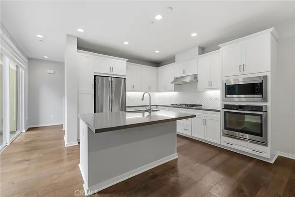 $4,650 | 210 Terrapin, Irvine, CA 92618