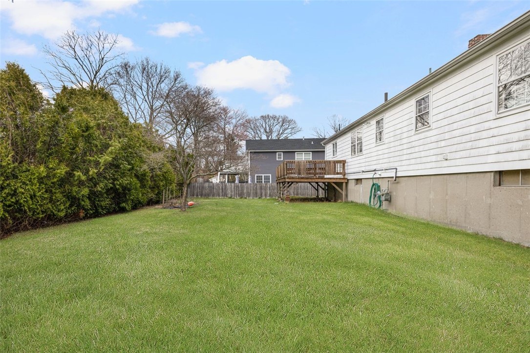 93 Norman Street Cumberland, RI 02864 - Photo 15 of 39