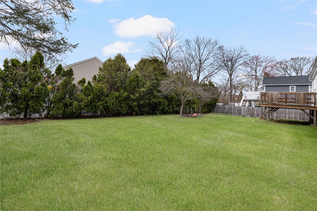 93 Norman Street Cumberland, RI 02864 - Photo 16 of 39