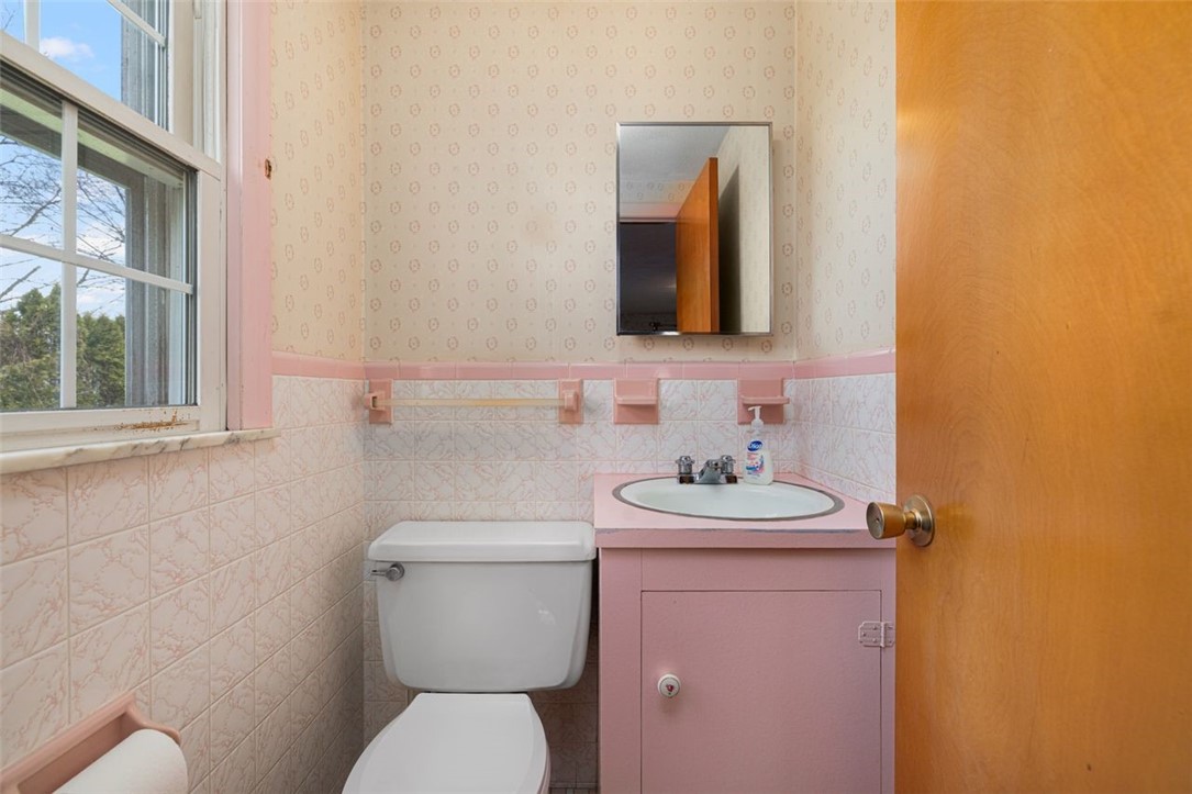 93 Norman Street Cumberland, RI 02864 - Photo 34 of 39