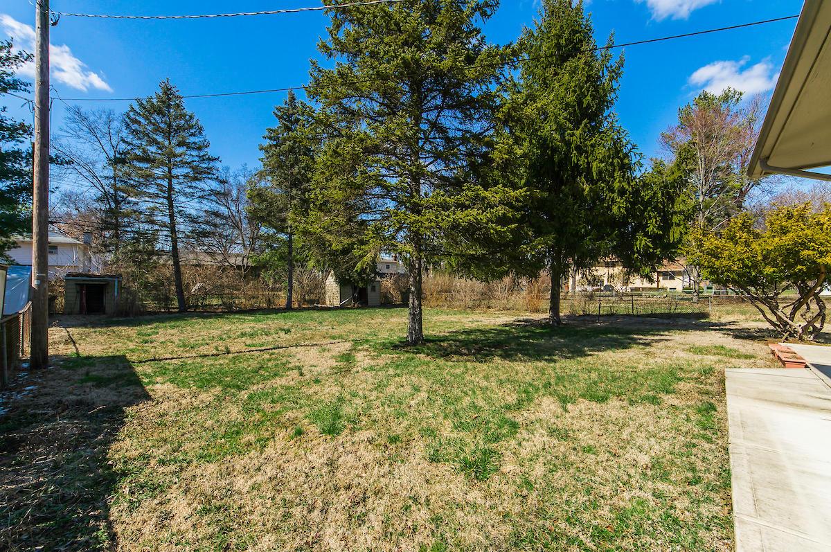 435 Heather Hill Road Columbus, OH 43213 - Photo 42 of 49