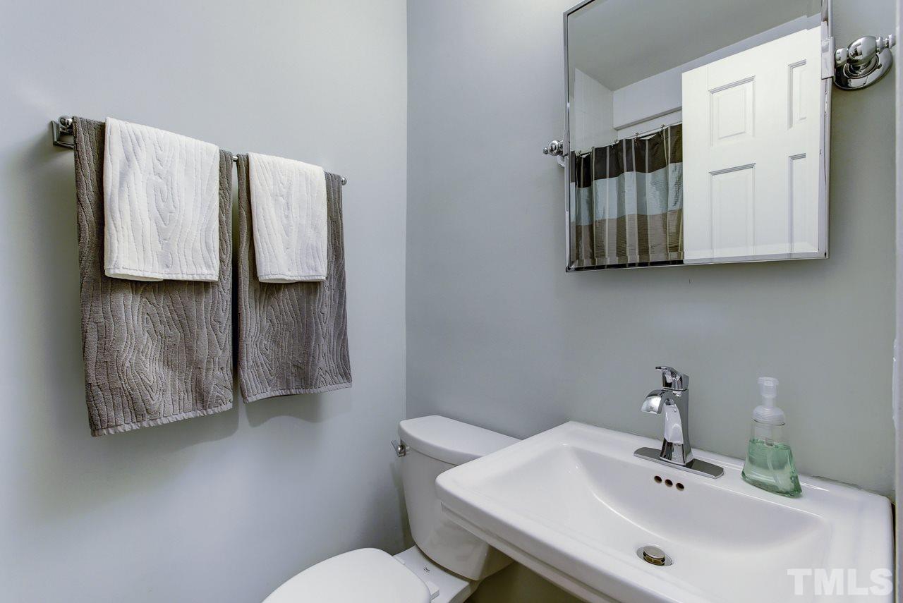 1330 Hathaway Road Raleigh, NC 27608 - Photo 17 of 25