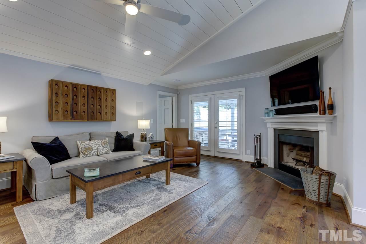 1330 Hathaway Road Raleigh, NC 27608 - Photo 9 of 25
