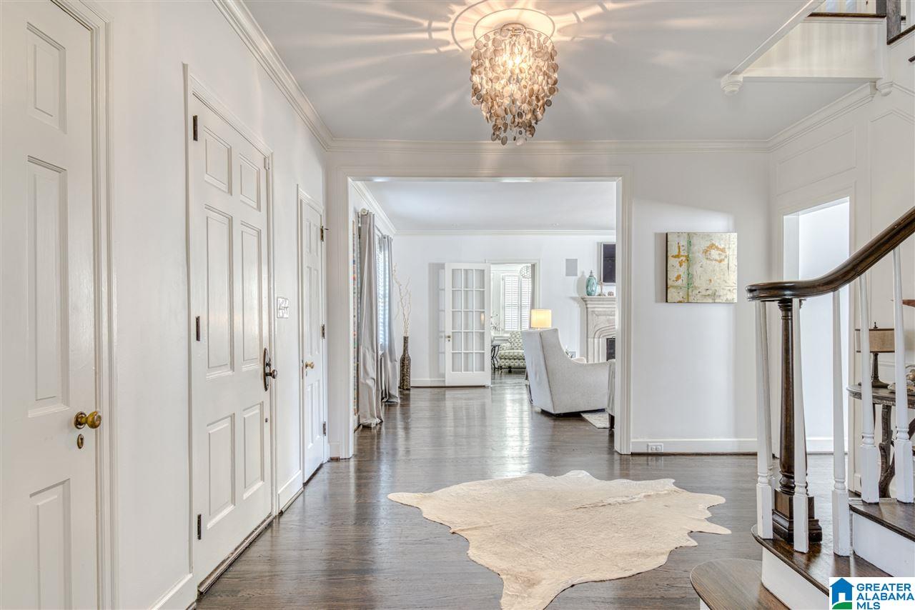 2940 Canterbury Road Birmingham, AL 35223 - Photo 4 of 50