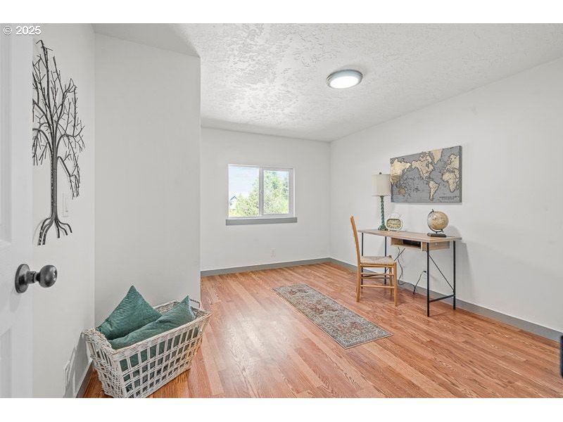 5686 Battle Creek Road Southeast Salem, OR 97306 - Photo 26 of 39 Gallery Image 26