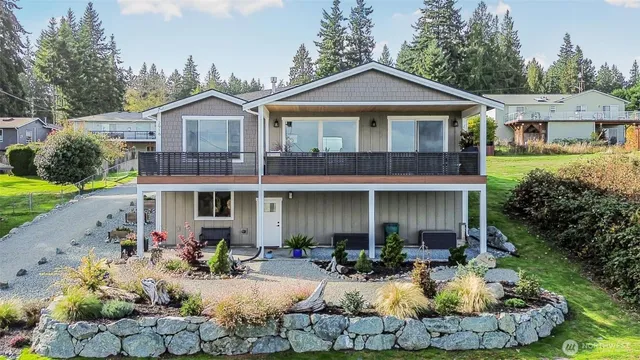 $899,999 | 2916 Newell Road, Camano Island, WA 98282