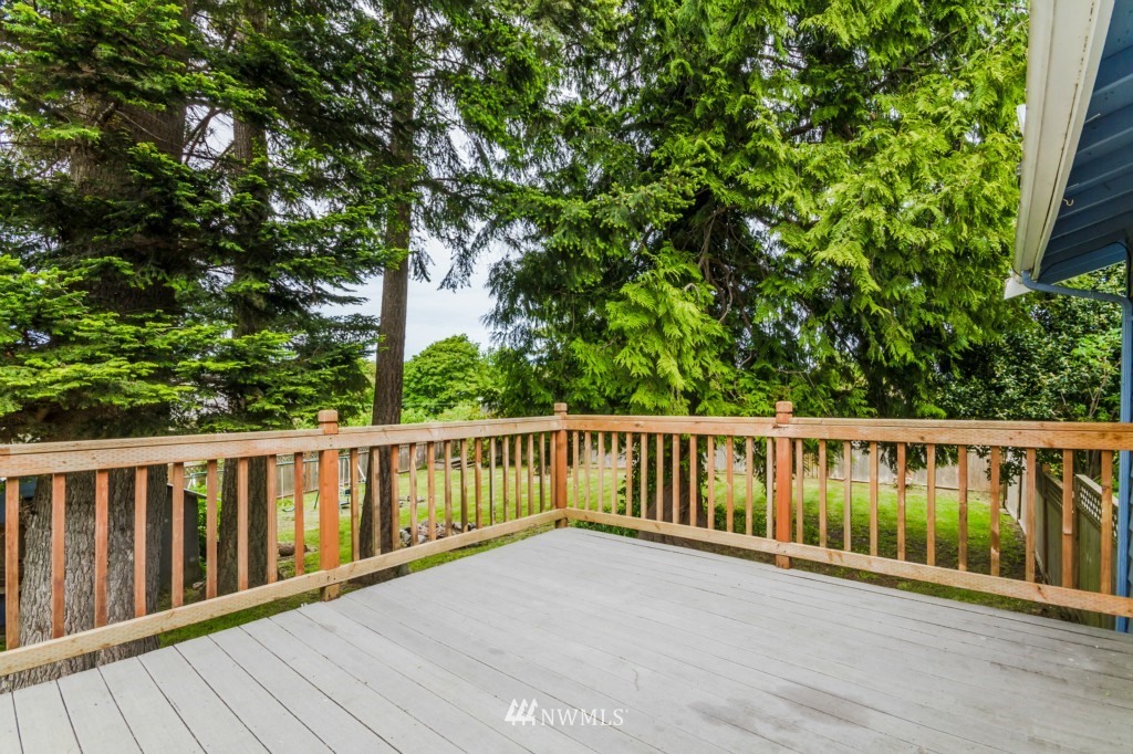 3881 Taylor Road Oak Harbor, WA 98277 - Photo 16 of 24 Gallery Image 16