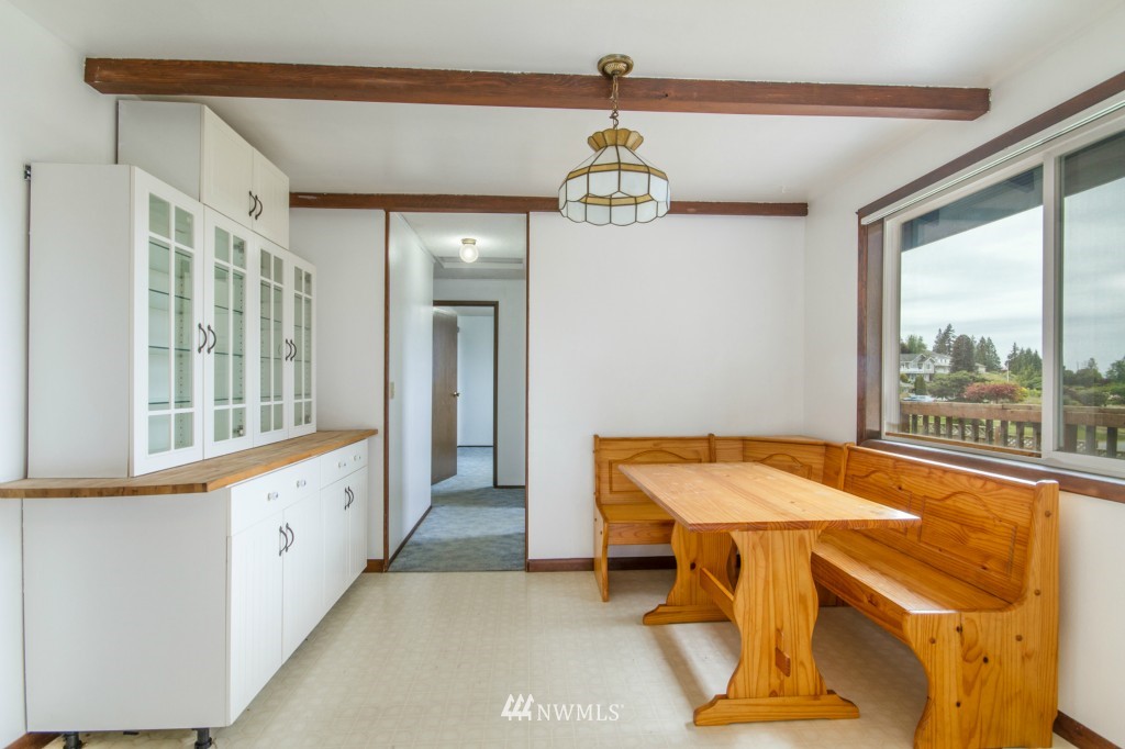 3881 Taylor Road Oak Harbor, WA 98277 - Photo 9 of 24 Gallery Image 9