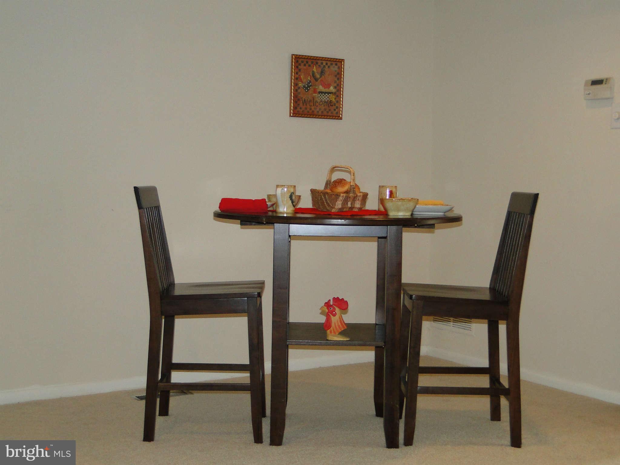 9422 Clocktower Lane Columbia, MD 21046 - Photo 13 of 28 Unbelievably large dining room