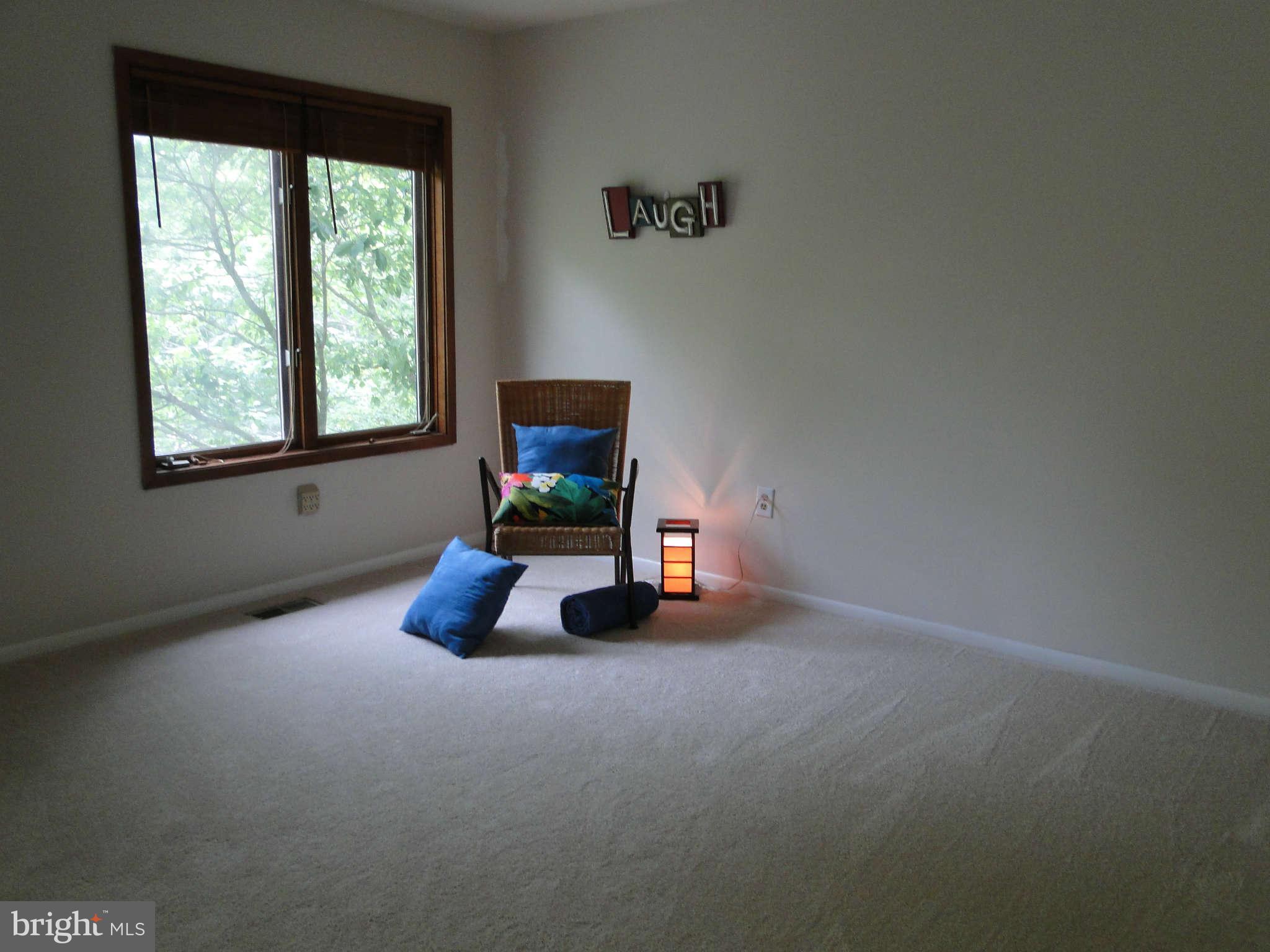 9422 Clocktower Lane Columbia, MD 21046 - Photo 15 of 28 This is just one half of the master bedroom