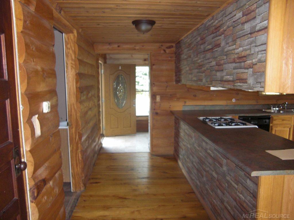 6230 East Deckerville Road Deckerville, MI 48427 - Photo 5 of 31