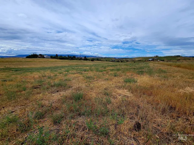 $385,000 | 2230 Kilborn Lane, Mesa, ID 83643
