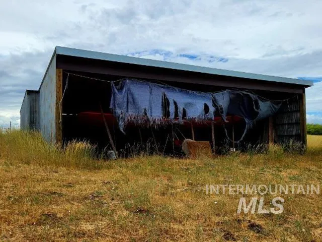 $385,000 | 2230 Kilborn Lane, Mesa, ID 83643