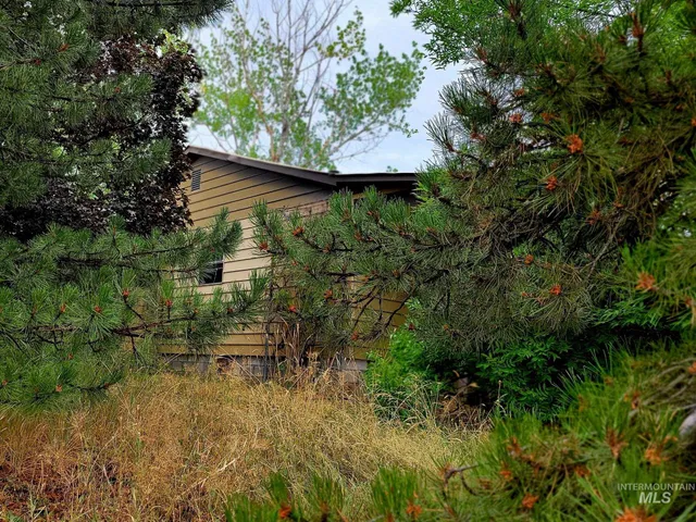 $385,000 | 2230 Kilborn Lane, Mesa, ID 83643