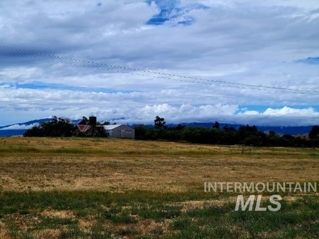 2230 Kilborn Lane Mesa, ID 83643 - Photo 32 of 39