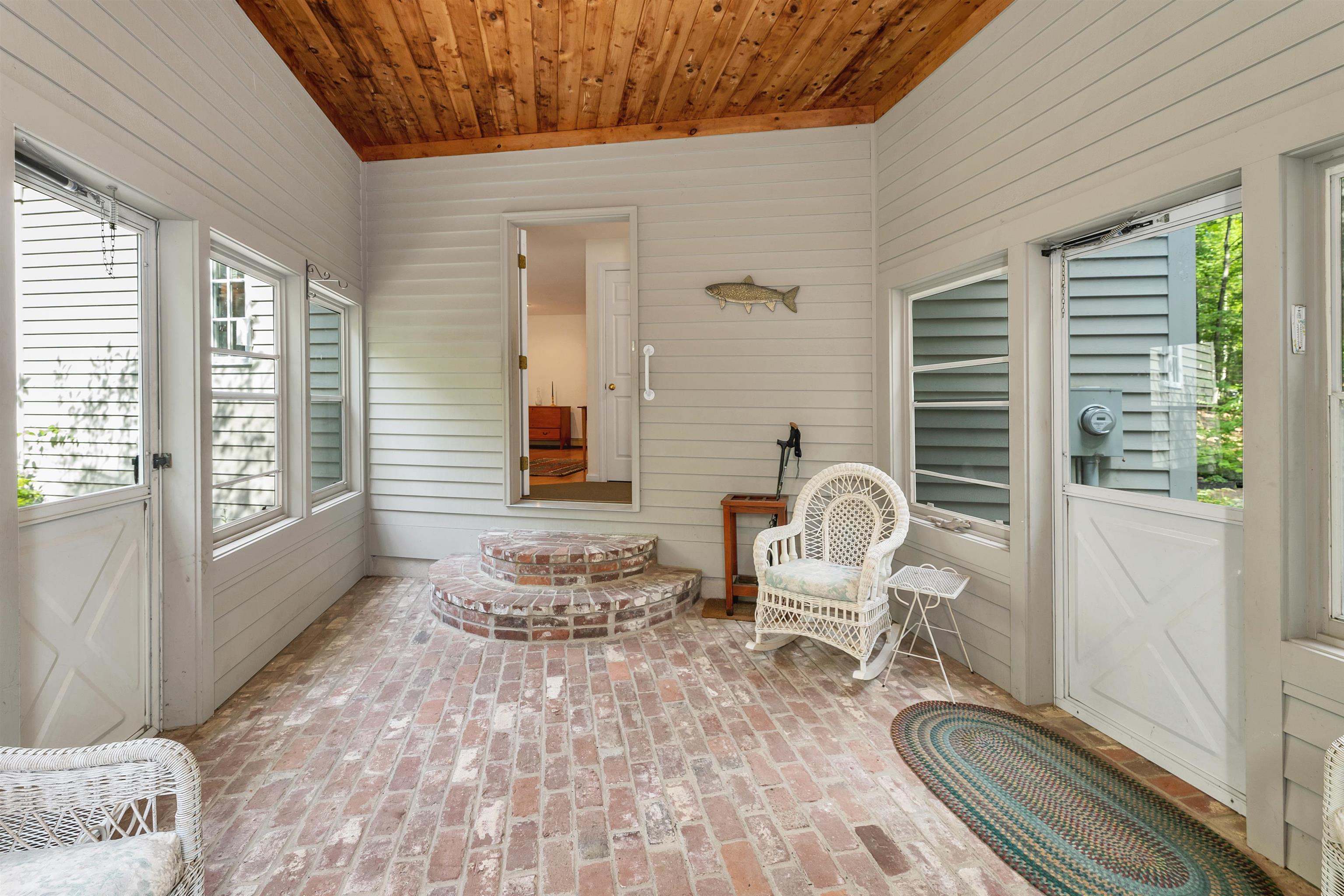 28 Spruce Road Wolfeboro, NH 03894 - Photo 5 of 54 Gallery Image 5