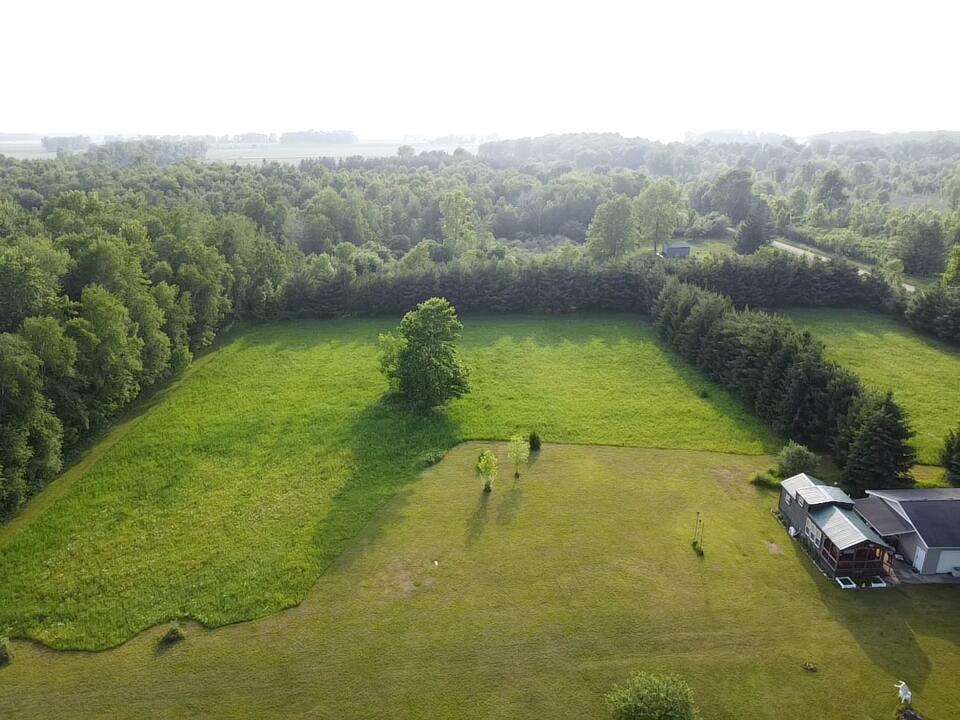 236 West Stone Road Deckerville, MI 48427 - Photo 17 of 48 2026-06-10-19-04-16-887