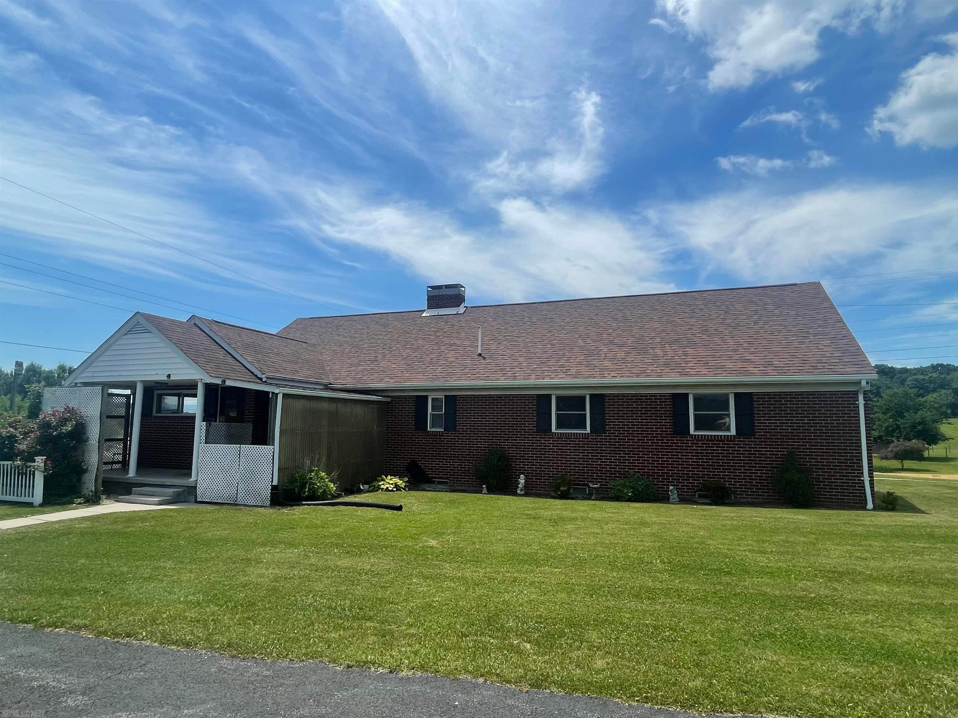 35 Woodson Road, Unit 1 Ballard, WV 24918 - Photo 5 of 18 Gallery Image 5