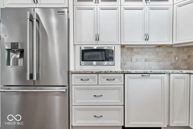 $579,000 | 8313 Skipjack Drive, Indianapolis, IN 46236