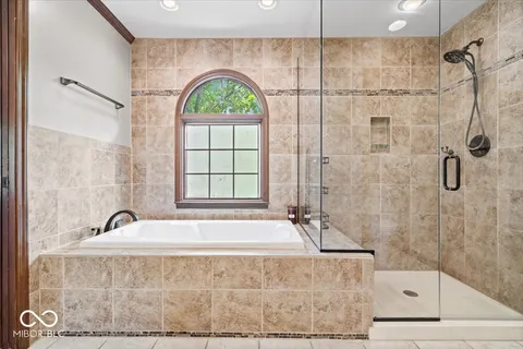 $579,000 | 8313 Skipjack Drive, Indianapolis, IN 46236