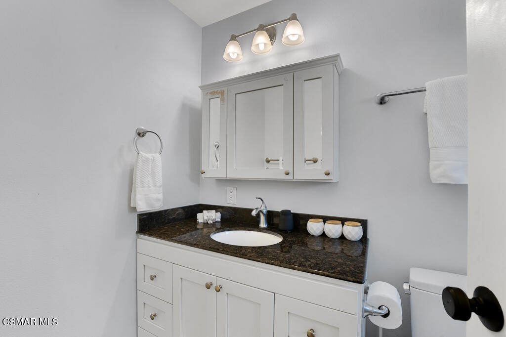 2224 Alscot Avenue Simi Valley, CA 93063 - Photo 13 of 34 a sink with a vanity