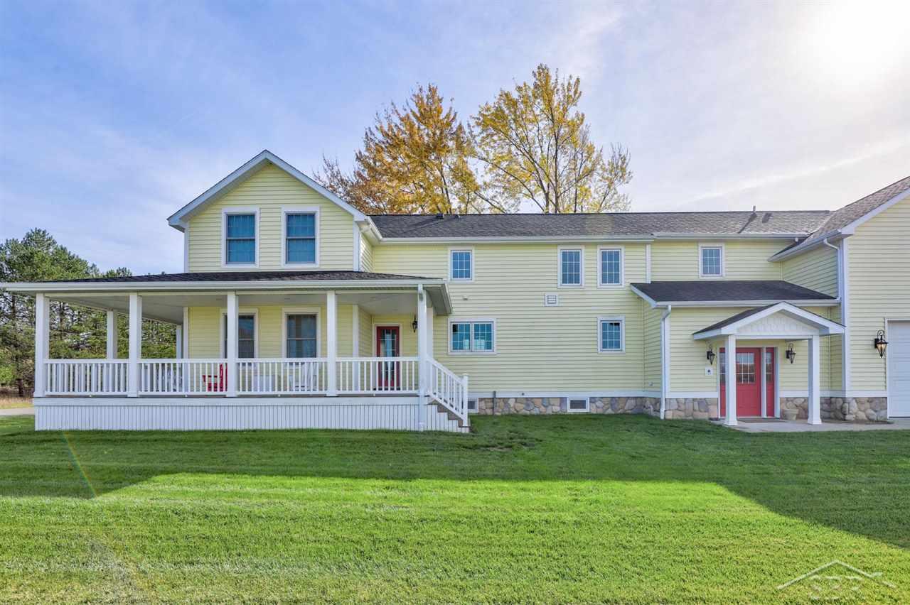 9840 Bender Road Frankenmuth, MI 48734 - Photo 14 of 95 50061989-13.JPG