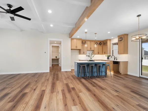 $529,000 | 9186 East Snow White Road, Cromwell, IN 46732