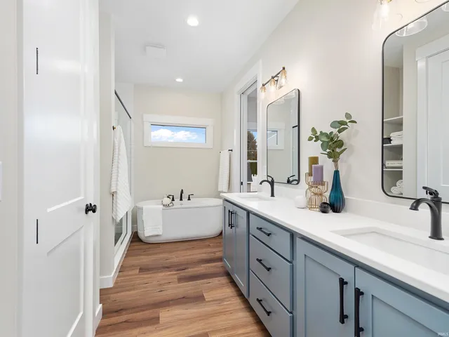 $529,000 | 9186 East Snow White Road, Cromwell, IN 46732