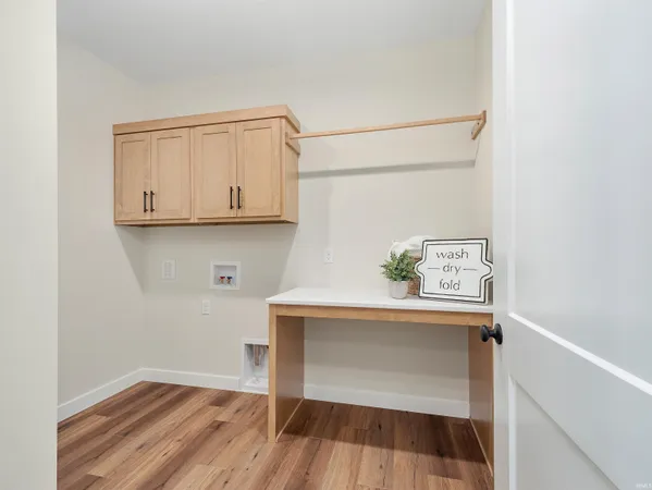 $529,000 | 9186 East Snow White Road, Cromwell, IN 46732