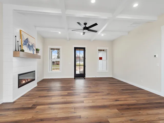 $529,000 | 9186 East Snow White Road, Cromwell, IN 46732