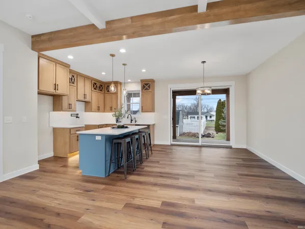 $529,000 | 9186 East Snow White Road, Cromwell, IN 46732
