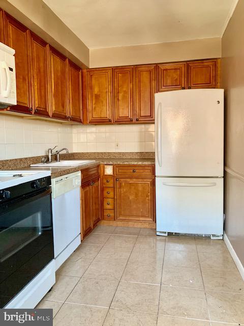 9047 Wesleyan Road Philadelphia, PA 19136 - Photo 2 of 7 Gallery Image 2