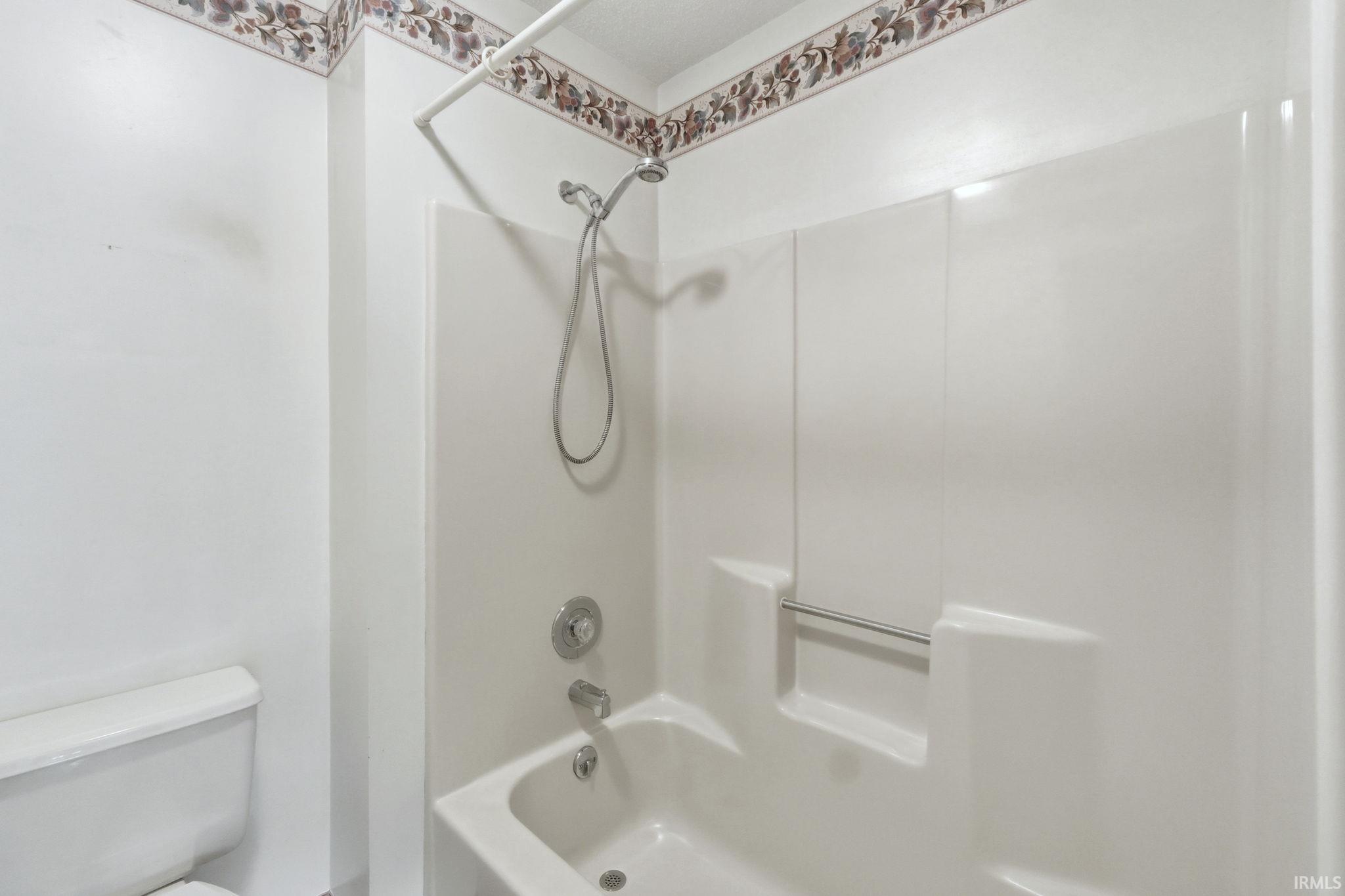 2721 Red Butte Cove Fort Wayne, IN 46804 - Photo 12 of 25