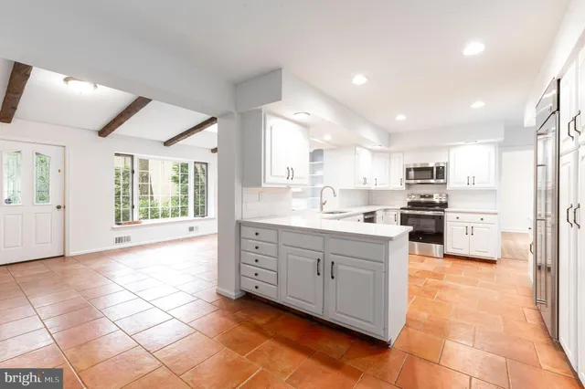 $5,000 | 50 Wistar Road, Villanova, PA 19085