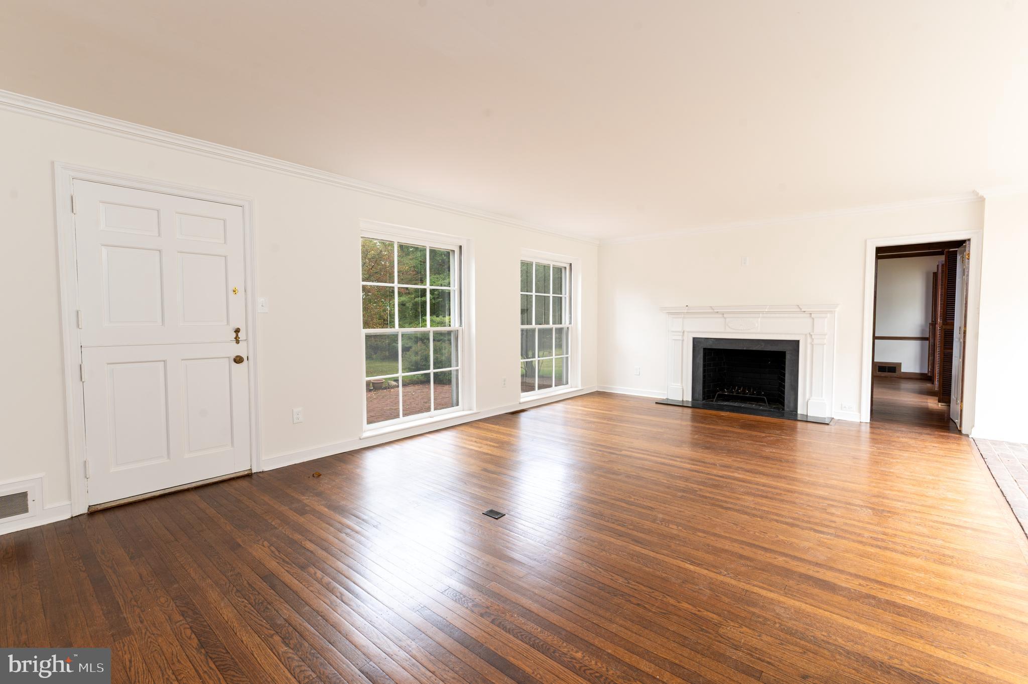 50 Wistar Road Villanova, PA 19085 - Photo 10 of 45 Living Room