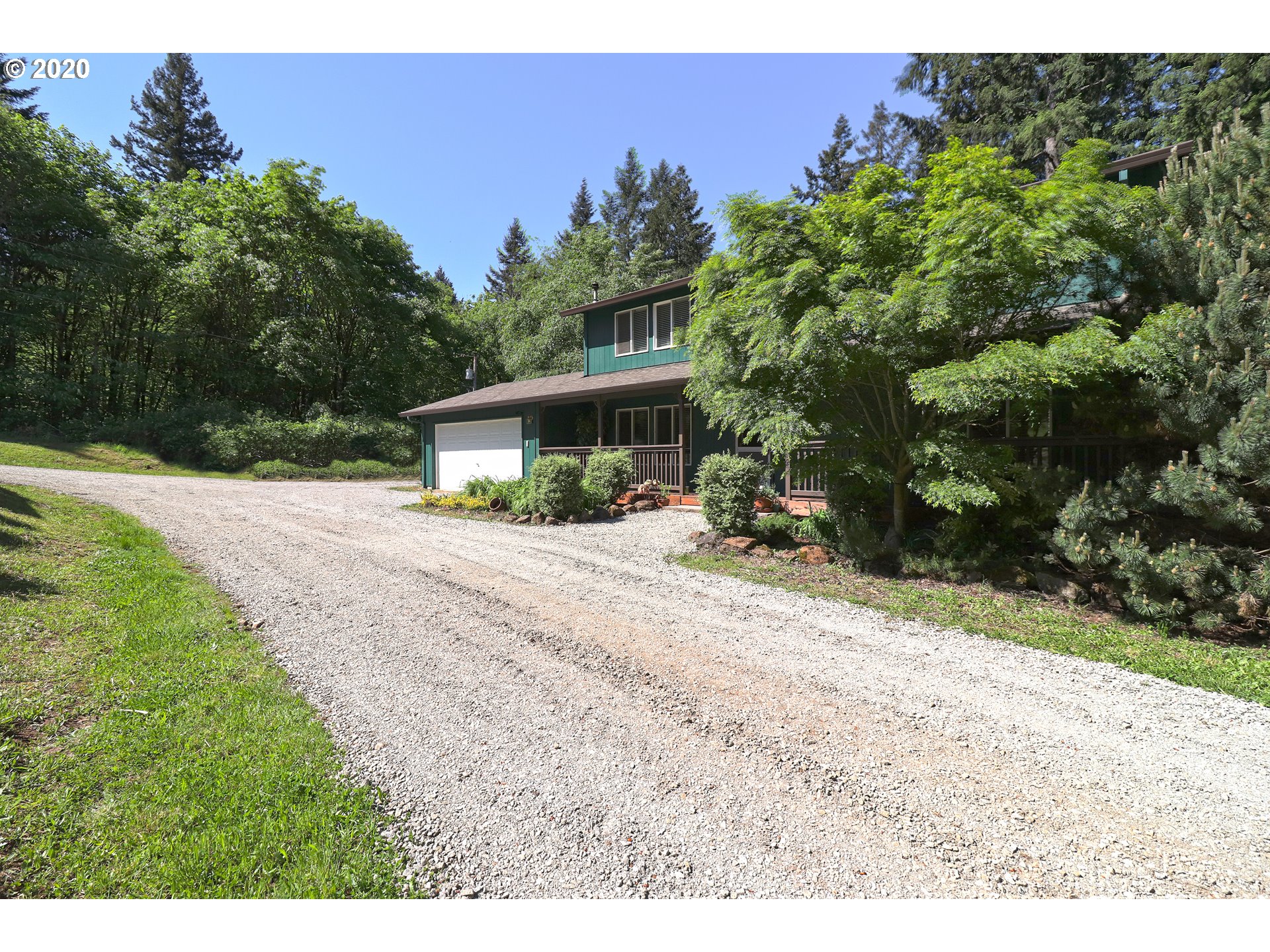 25825 South Fallsview Road Beavercreek, OR 97004 - Photo 3 of 32 Gallery Image 3