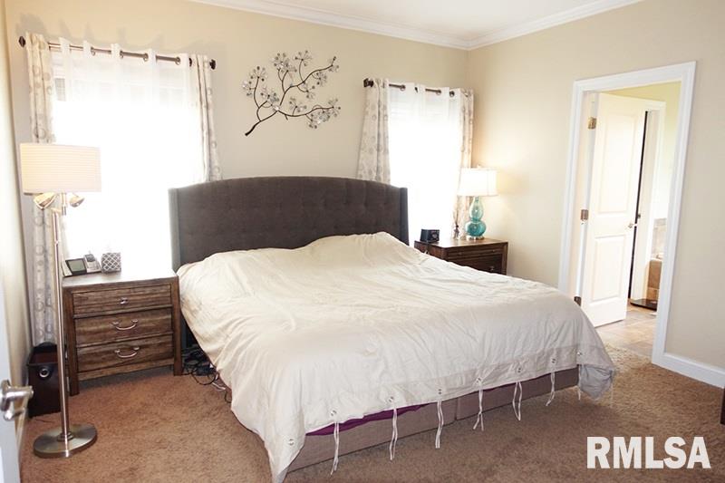 1304 Santa Fe Road Washington, IL 61571 - Photo 15 of 35 Gallery Image 15