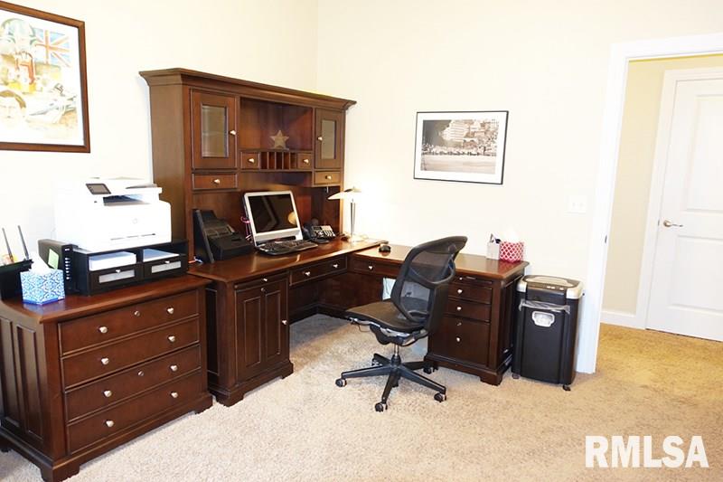 1304 Santa Fe Road Washington, IL 61571 - Photo 21 of 35 Gallery Image 21